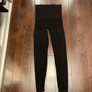 Preggo Leggings